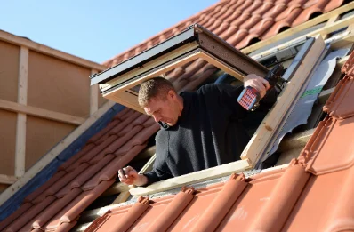 Pose de fenêtres de toit Velux à Germondans